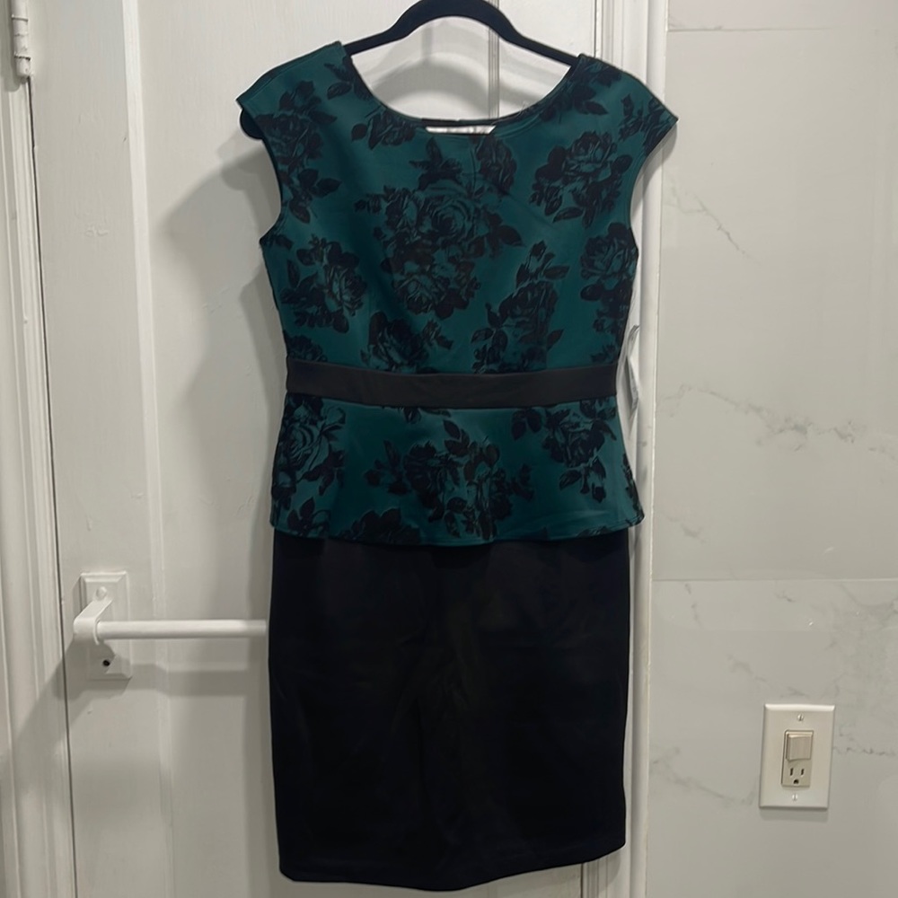Dark Green Flower Dress